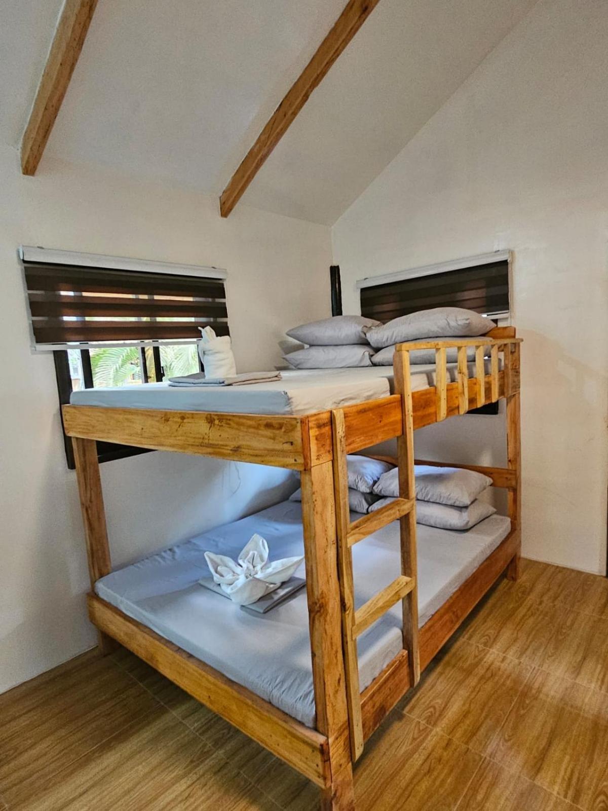 Big Bamboo Beach Resort Sipalay Exterior foto