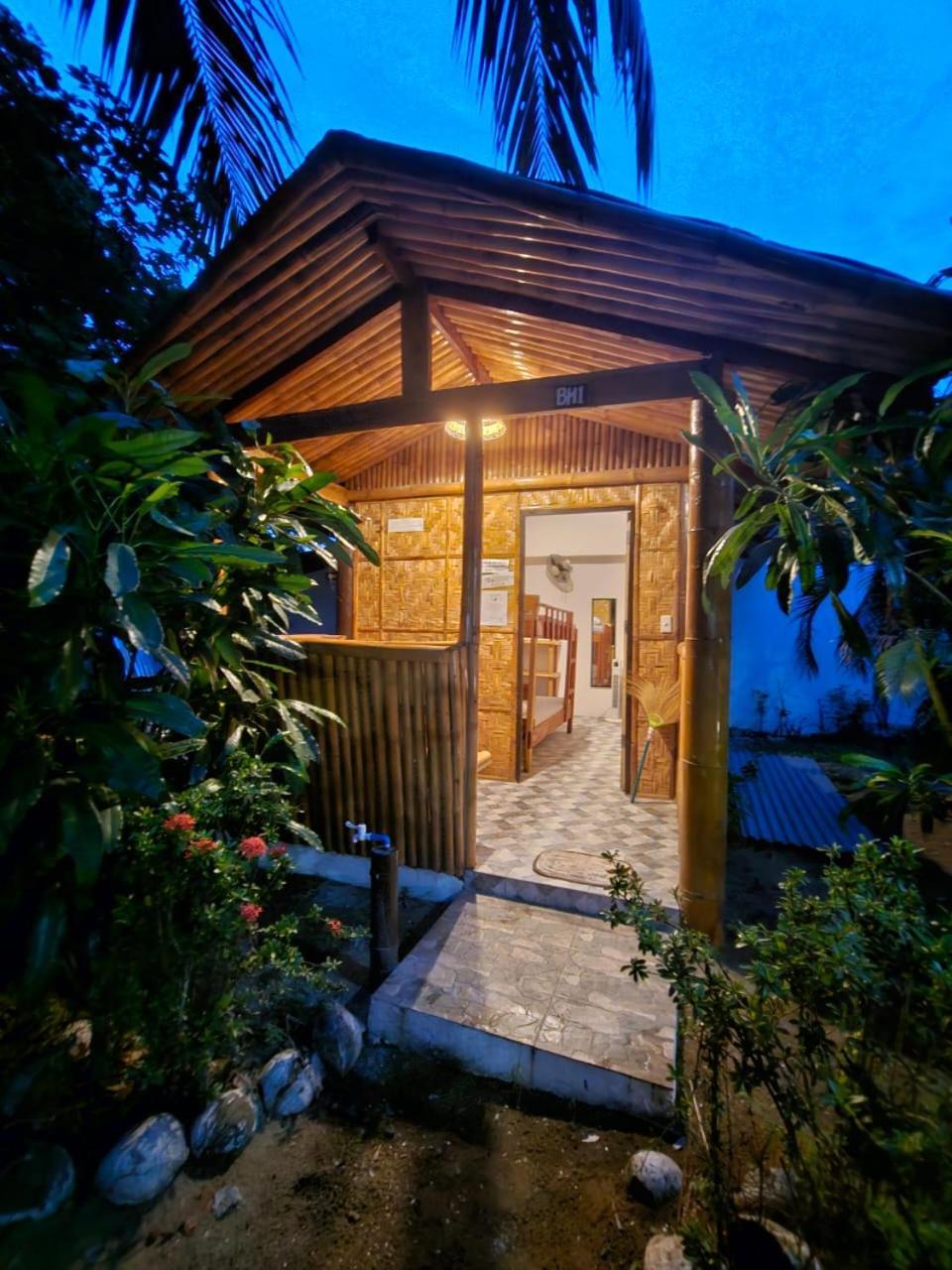 Big Bamboo Beach Resort Sipalay Exterior foto